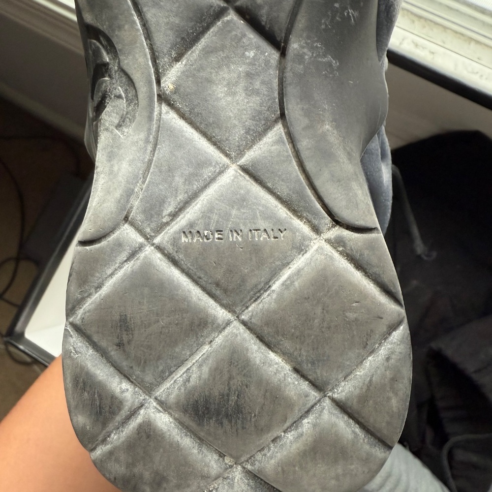 Chanel sneakers - Picture 5 of 5